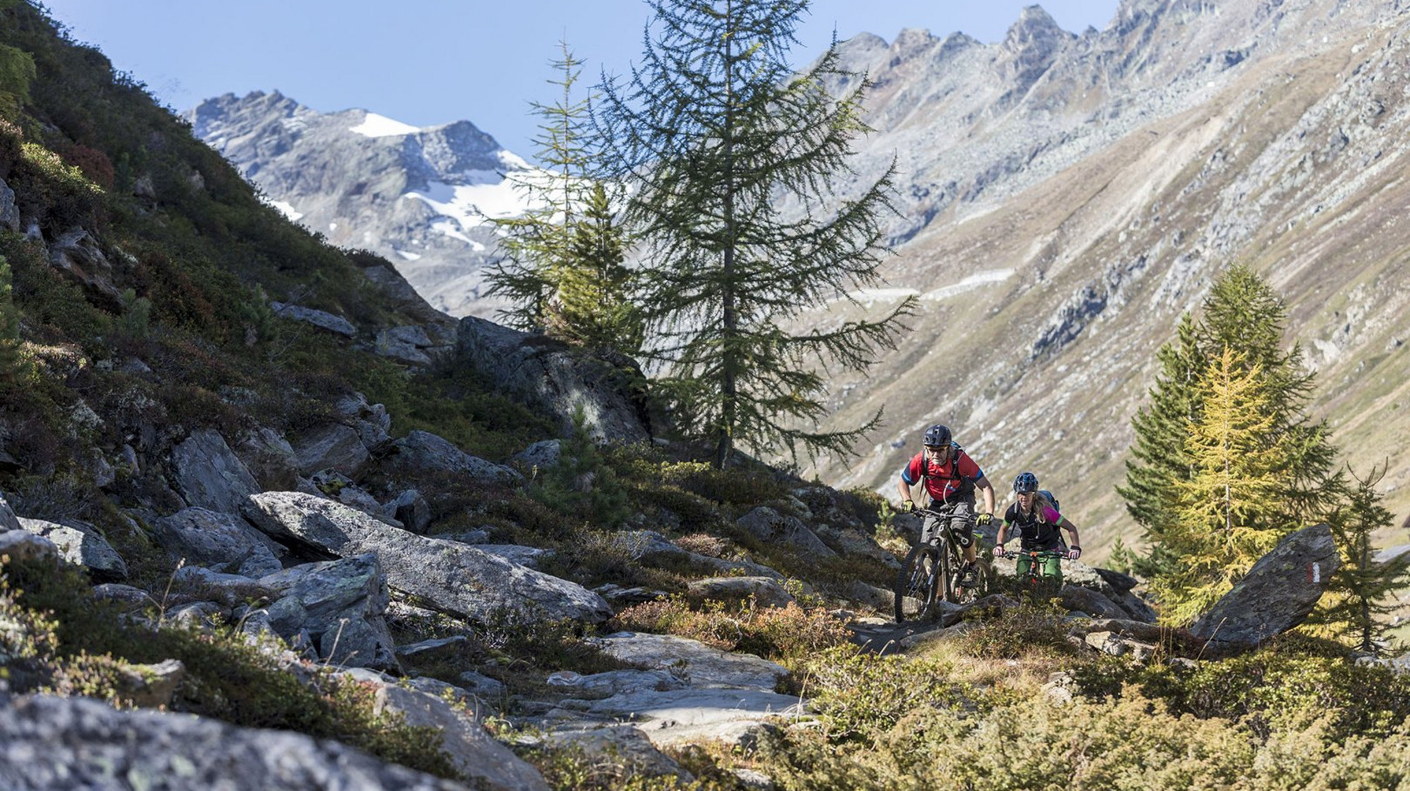 [Translate to Englisch:] Mountainbiken in Sölden im Ötztal
